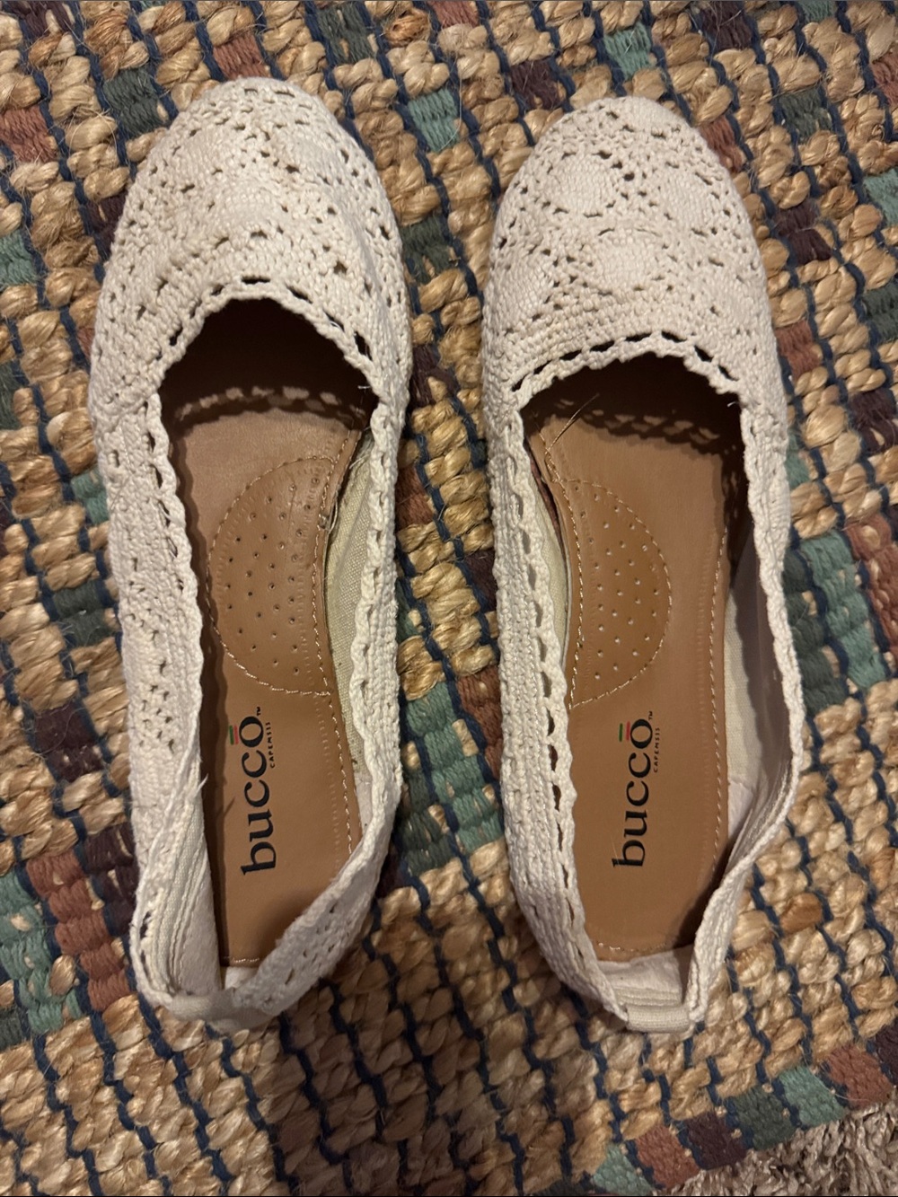 Women’s bucco Cream Crochet Slip-On Ballet Flats size 10.5